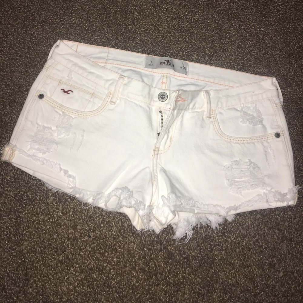 White hollister shorts sz 3