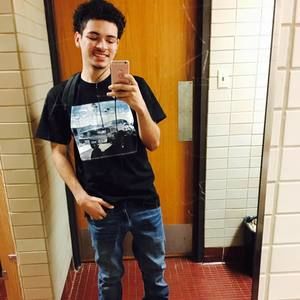 Meet your Posher, Damian