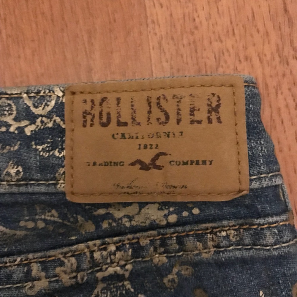 Hollister cute skinny jeans size 5R 27W 31L
