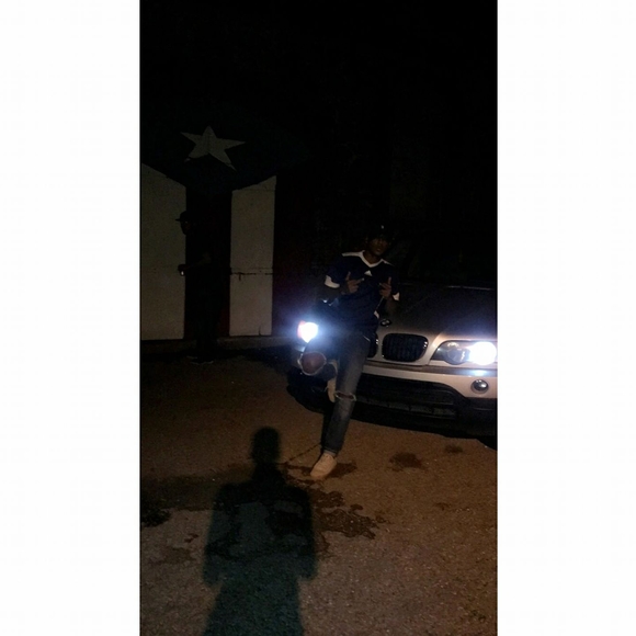 Meet your Posher, Isaac - Picture 1 of 1