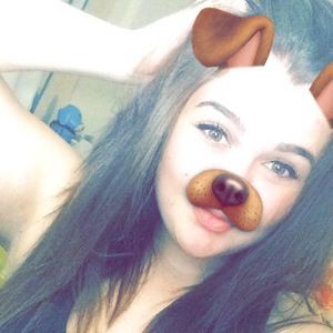 Meet your Posher, Holly