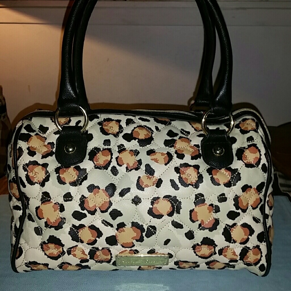NEW BETSEY JOHNSON LEOPARD SATCHEL Gorgeous!!