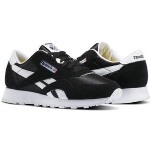 ♦️SOLD via PayPal♦️ Reebok Classic Nylon Sneakers ♦️SOLD via PayPal♦️ Reebok Classic Nylon Sneakers