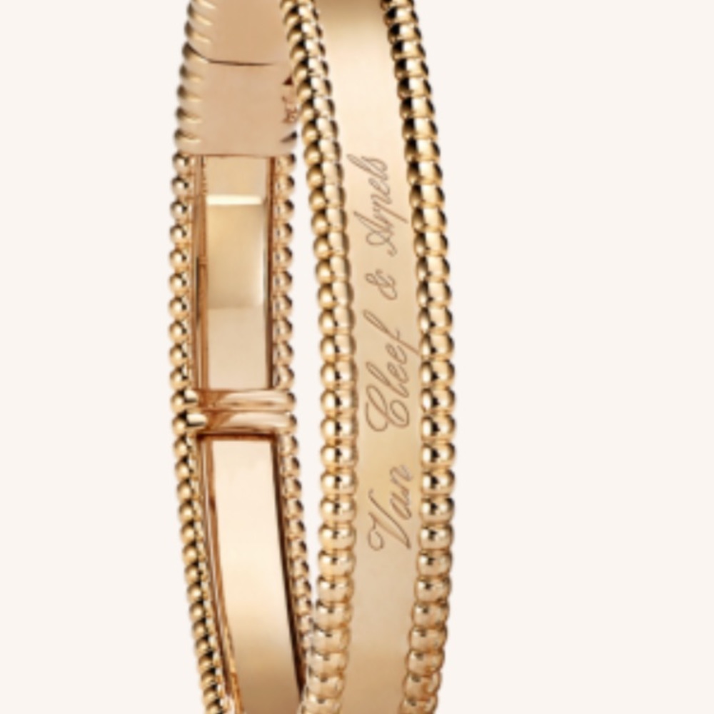 Meet your Posher, Steph