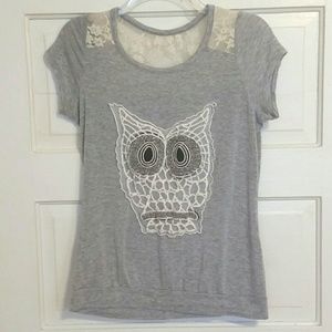 **4/$15**Gray owl and lace shirt