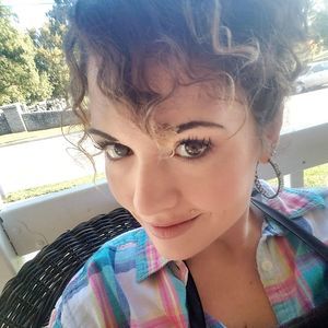 Meet your Posher, Jonna Beth