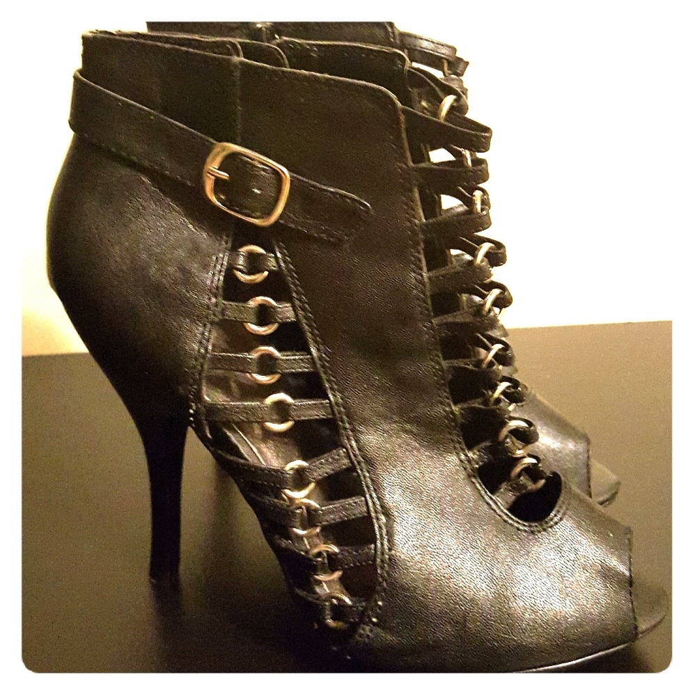 Banging heels!