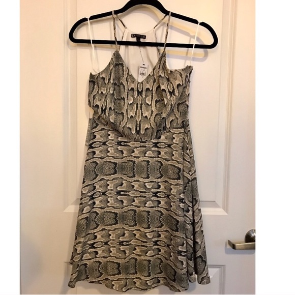 Express Python Print Dress - Picture 2 of 8