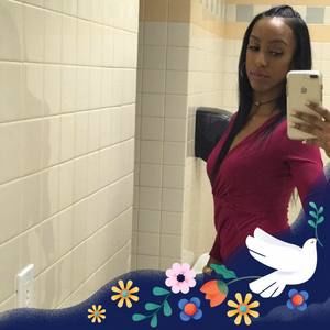 Meet your Posher, Anabella