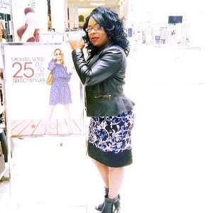 Meet your Posher, Naeema