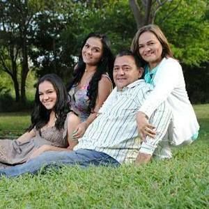 Meet your Posher, Dottye