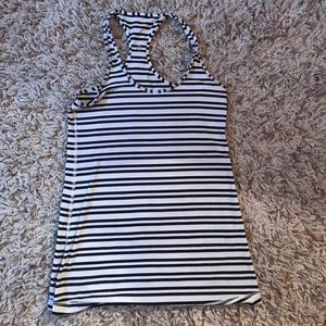 Lululemon tank