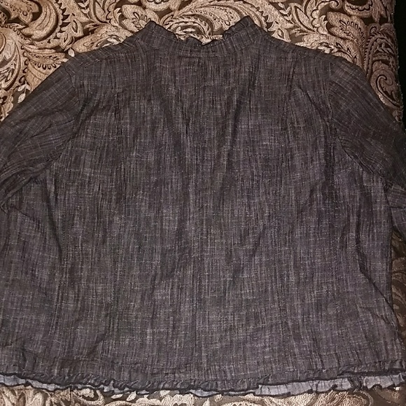 Women's Jacket - Picture 3 of 7