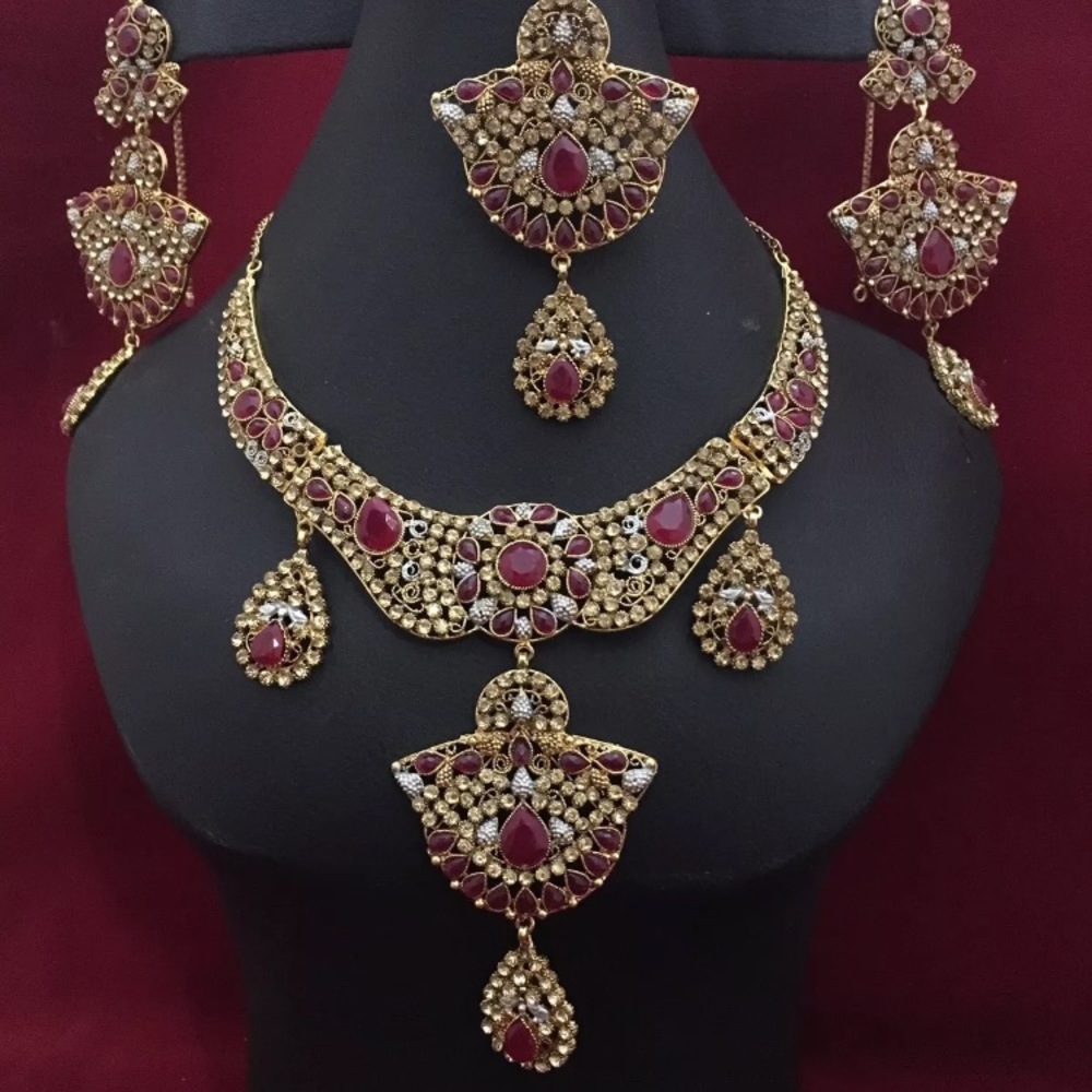 NWOT Kundun bridal jewelry set final sale!!!