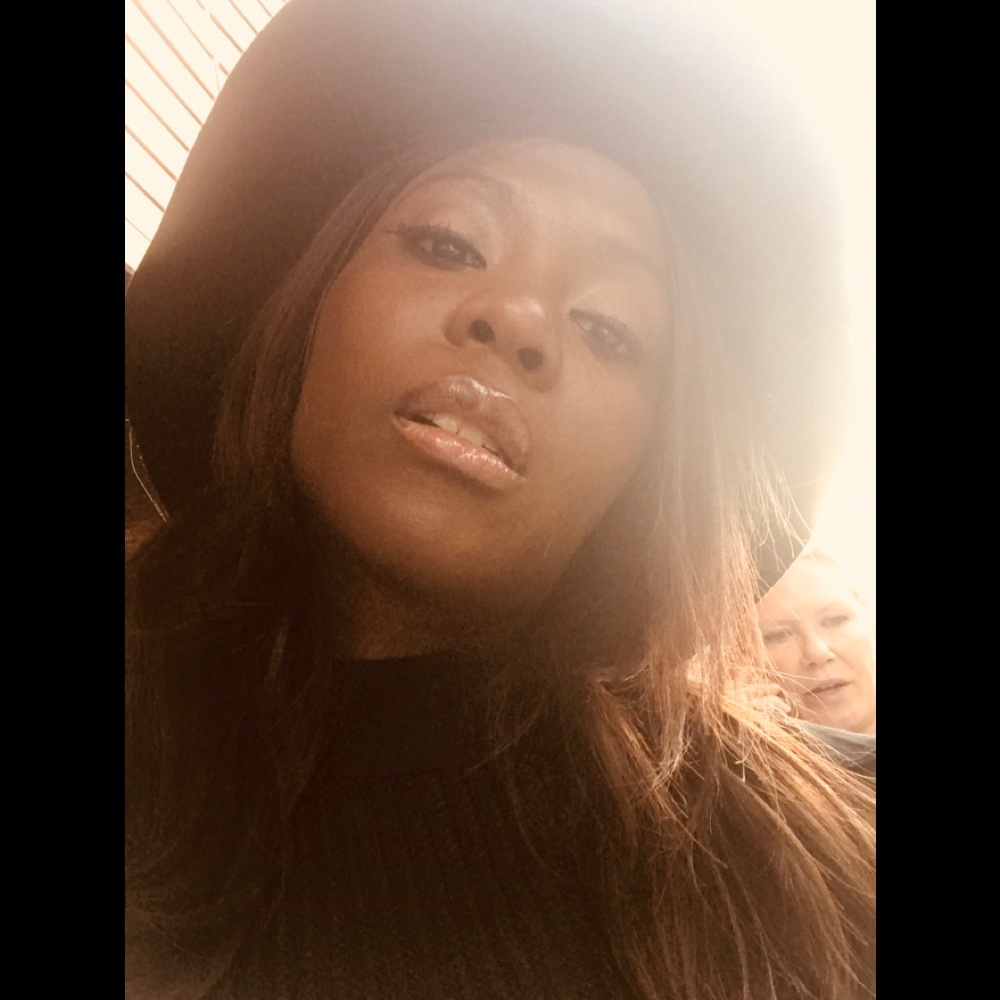 Meet your Posher, Malado