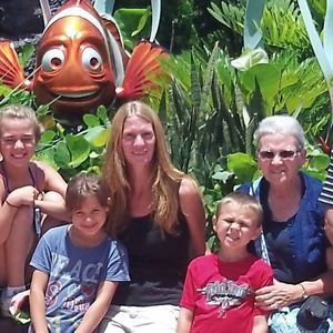 Meet your Posher, Arlene