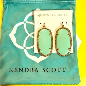 Kendra Scott - Danielle Earrings - Mint