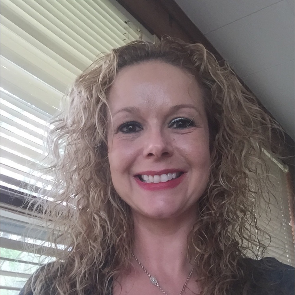 Meet your Posher, Christine