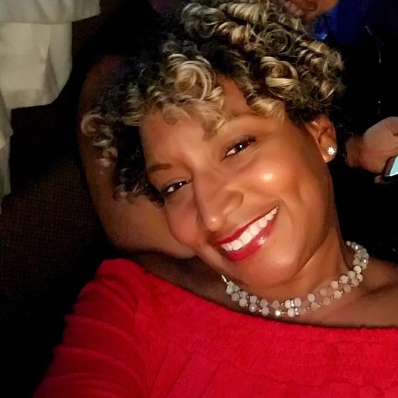 Meet your Posher, Marcileen - Picture 1 of 1