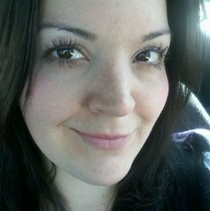 Meet your Posher, Nina