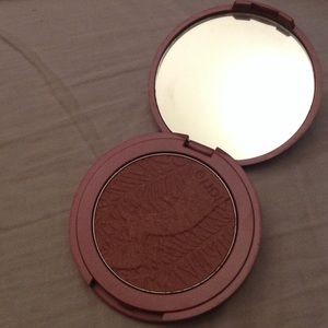 tarte Amazonian clay long-wear blush