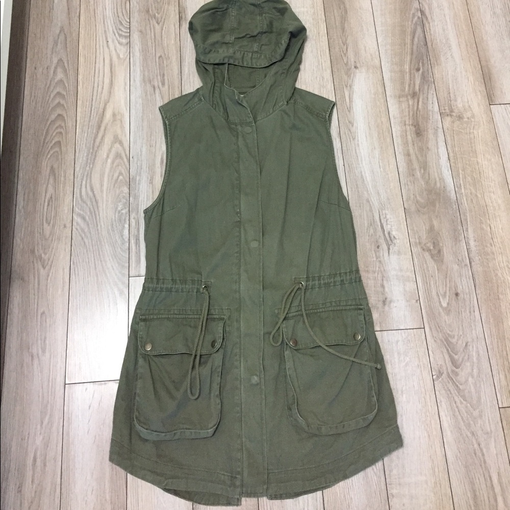 Long olive vest with hood