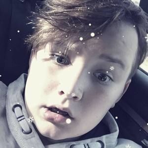 Meet your Posher, Thomas