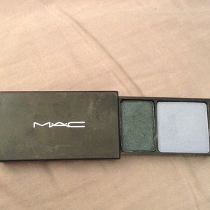 MAC eyeshadow suite MAC eyeshadow suite