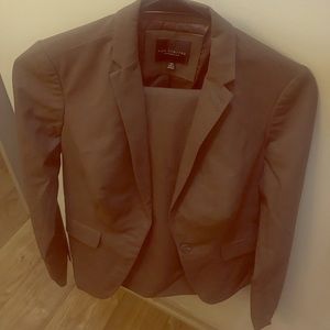 Limited size 00 brown suit