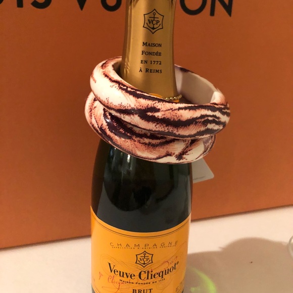 Jewelry - NWOT, Enamel Animal Print Bangles!