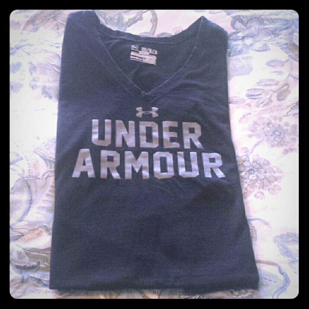 Under Armour Top