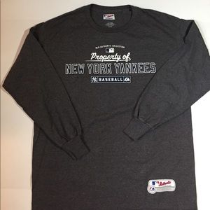 Men's L Long Sleeved NYY tshirt