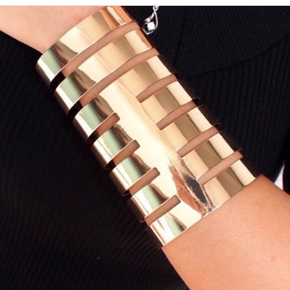 Over Sized Cuff Bracelet - Picture 2 of 2