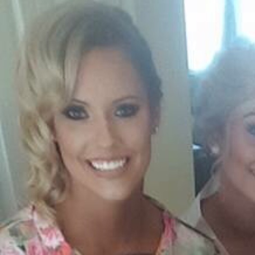 Meet your Posher, Holly