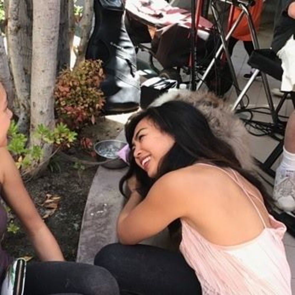 Meet your Posher, Nona