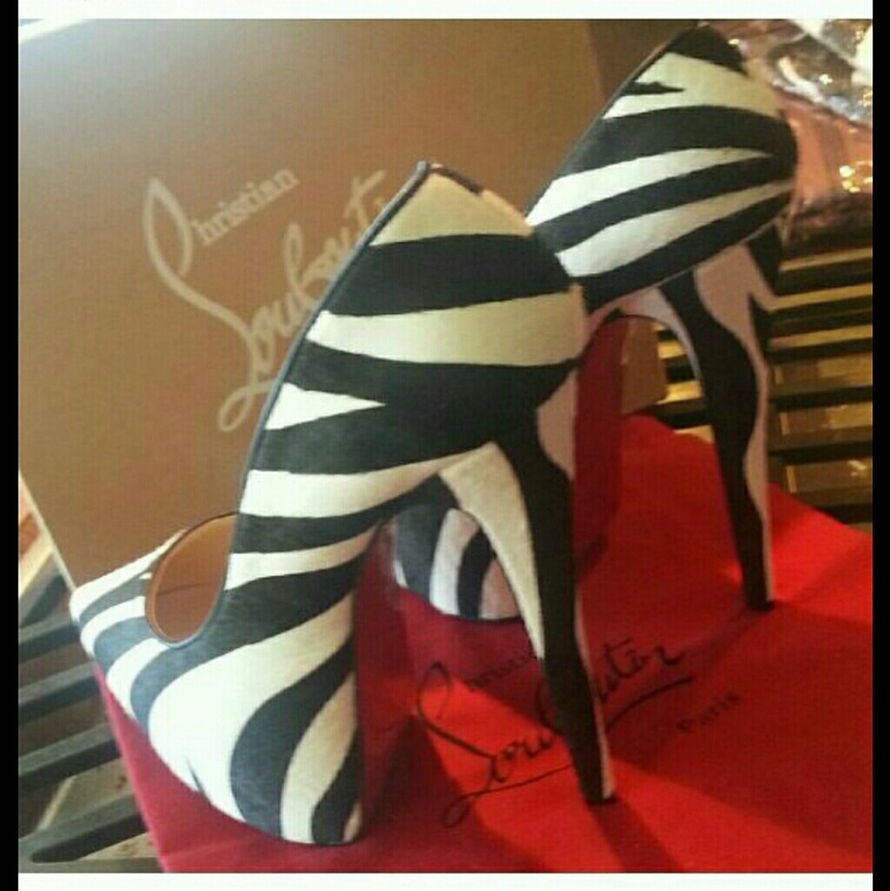 NIB sz8 & 8.5 Zebra mohair 160mm platform pumps