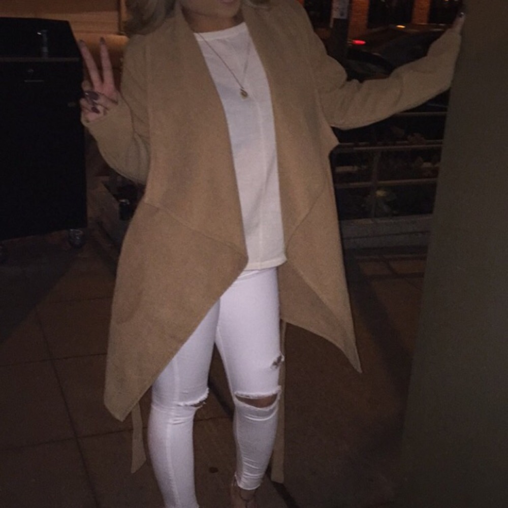 TAN COAT