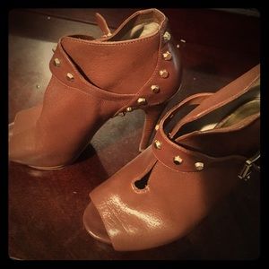 Michael Kohrs booties