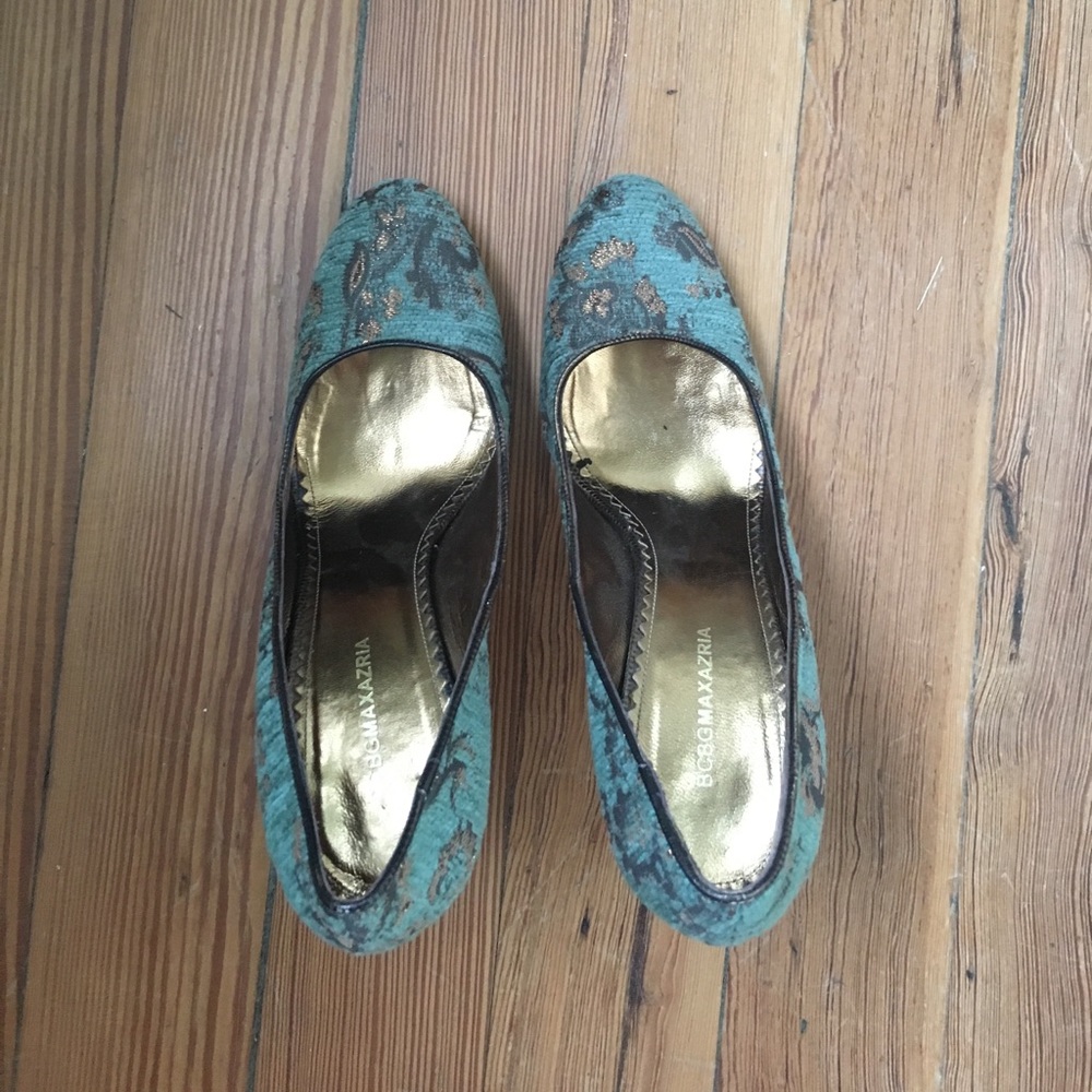 Bcbg max Arizona brocade heels