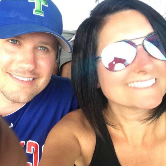 Meet your Posher, Tiffany - Picture 2 of 2