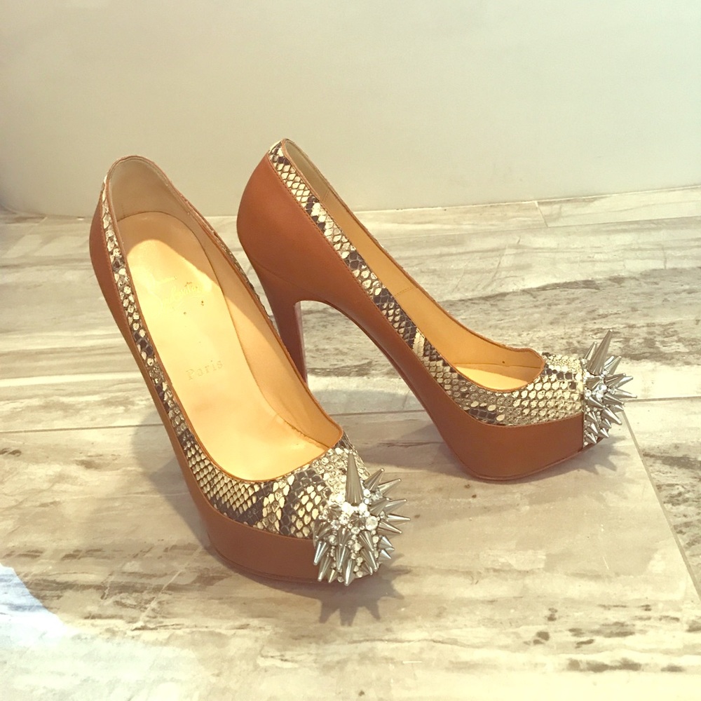 Christian Louboutin Asteroid Pumps