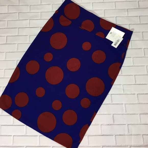 LuLaRoe Dresses & Skirts - New XL LuLaRoe Cassie Pencil Skirt Polka Dot
