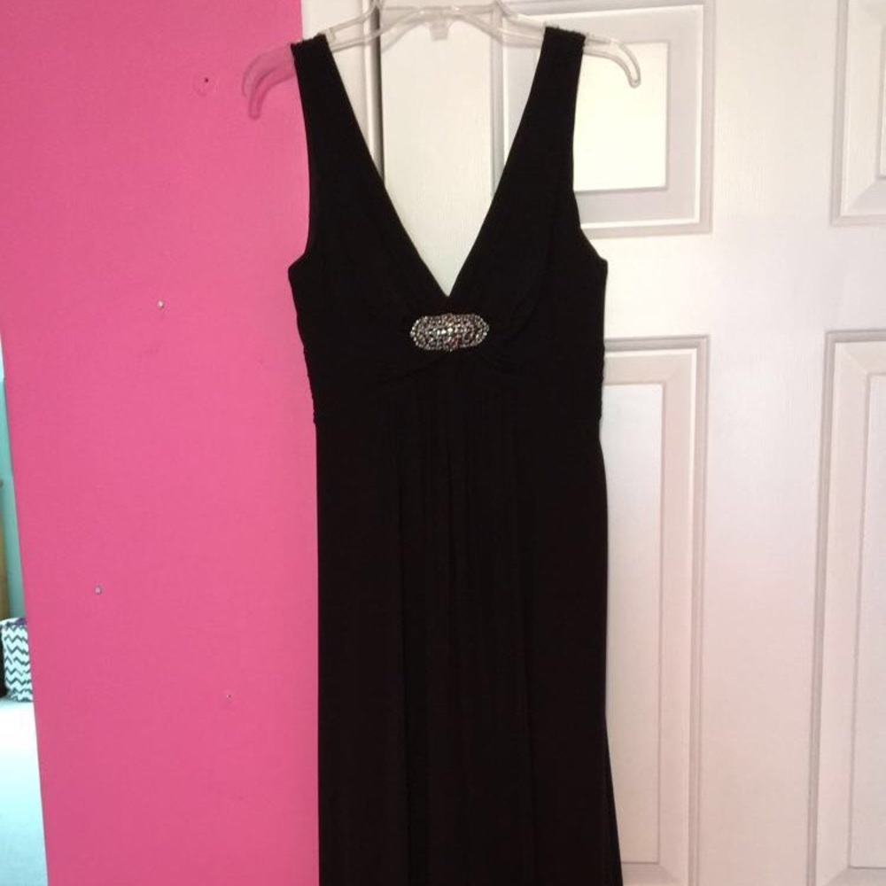 Formal dress.taking offers
