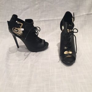 G By Guess lace up pumps