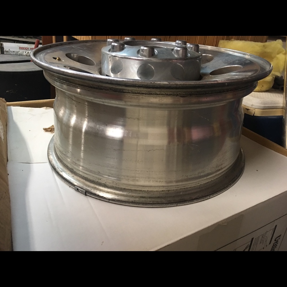 8 Lug Rims - Picture 2 of 5