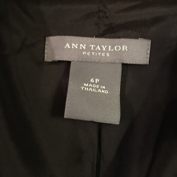 Ann Taylor Velvet Blazer - Picture 4 of 4