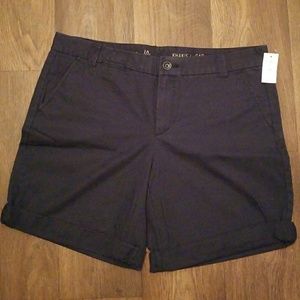 NWT Gap Boyfriend Roll Up Shorts, Tall