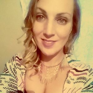 Meet your Posher, Candace