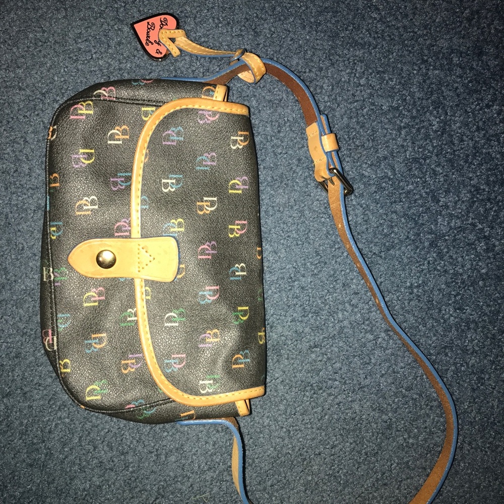Dooney & Bourke Purse