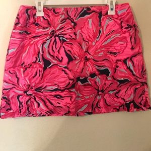 Lilly Pulitzer marigold skort in navy